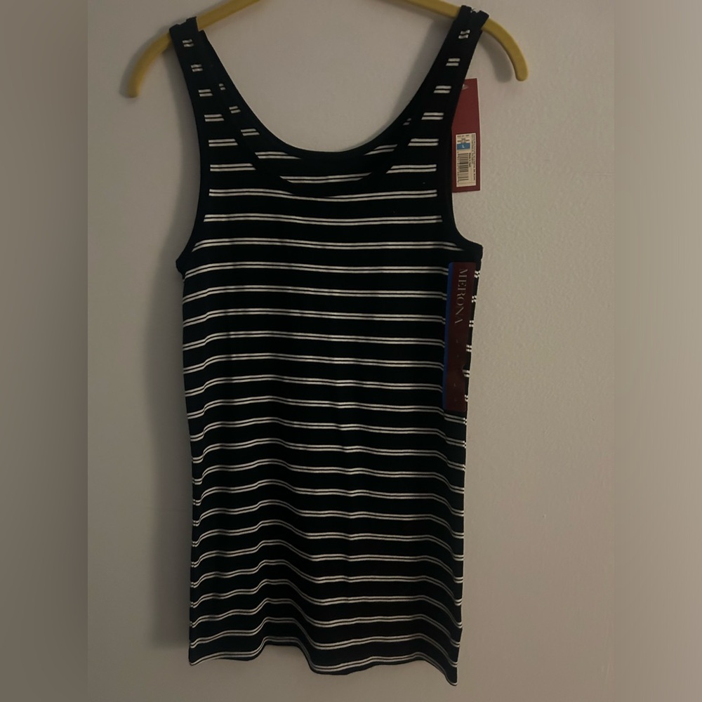 Woman tank top size L new w/ tag Medora
